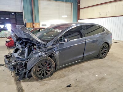5YJXCBE46KF****** 2019 Tesla Model X