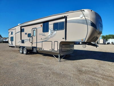1UJCJ0BV2D1****** 2013 Jayco Pinnacle 38flfs
