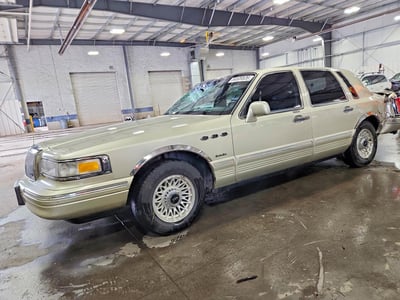 1LNLM81W0VY****** 1997 Lincoln Town Car
