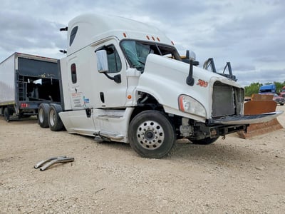 3AKJGLDR0KD****** 2019 Freightliner Cascadia 125