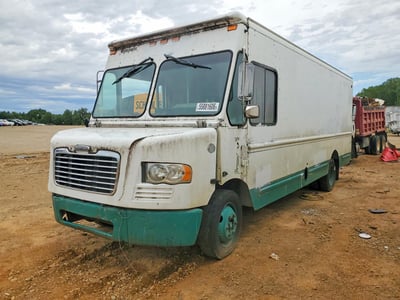 4UZAAPDU99C****** 2009 Freightliner MT45 Chassis