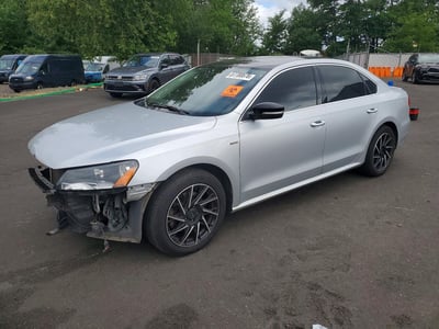 1VWBT7A30FC****** 2015 Volkswagen Passat
