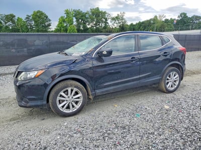 JN1BJ1CR2JW****** 2018 Nissan Rogue Sport