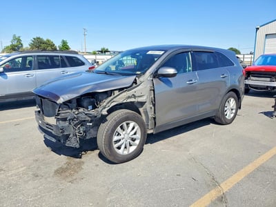 5XYPG4A32HG****** 2017 Kia Sorento
