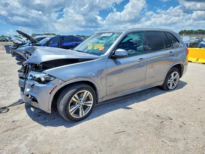 5UXKR6C57G0****** 2016 BMW X5