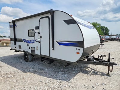 5ZT2SMFC4NG****** 2022 Forest River Salem Towables