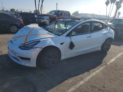 5YJ3E1EB6NF****** 2022 Tesla Model 3