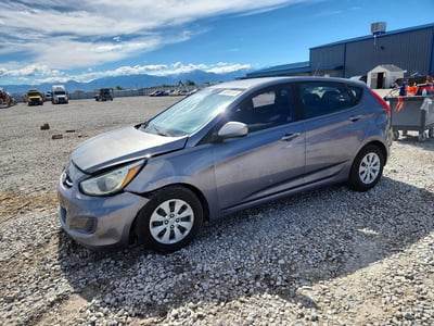 KMHCT5AE7GU****** 2016 Hyundai Accent