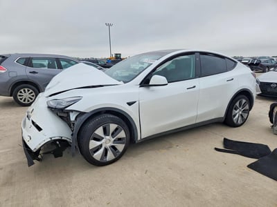 7SAYGDEE4PA****** 2023 Tesla Model Y