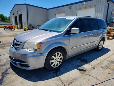 2C4RC1BGXGR****** 2016 Chrysler Town & Country