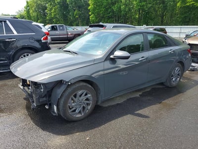 KMHLM4DG8RU****** 2024 Hyundai Elantra