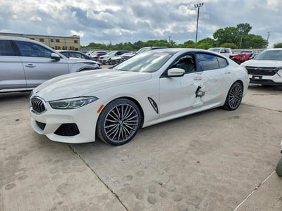 WBAGV2C02NC****** 2022 BMW 8 Series