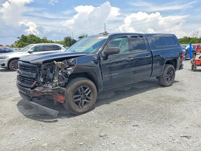 1GCVKPEC1JZ****** 2018 Chevrolet Silverado