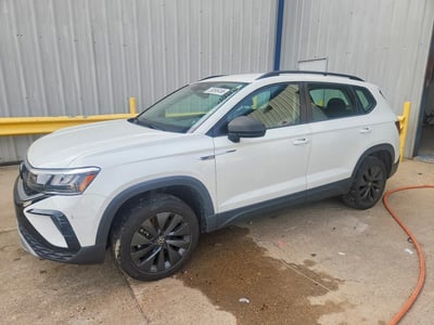 3VV5X7B23RM****** 2024 Volkswagen Taos