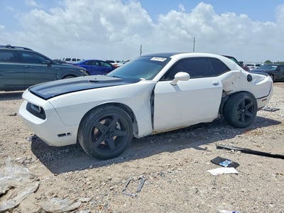 2C3CDYBT2DH****** 2013 Dodge Challenger