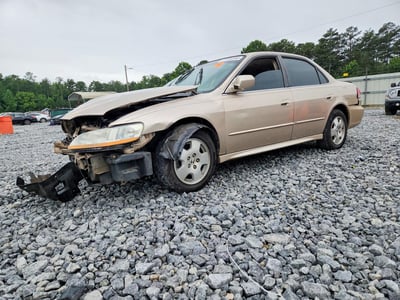 1HGCG16571A****** 2001 Honda Accord
