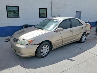 4T1BE32K52U****** 2002 Toyota Camry