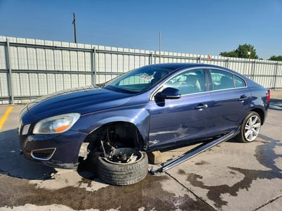 YV1902FH8B2****** 2011 Volvo S60