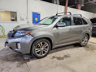 5XYKWDA71EG****** 2014 Kia Sorento