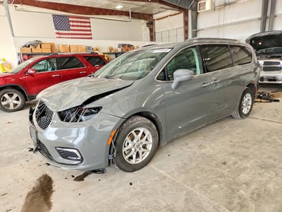 2C4RC1BG0MR****** 2021 Chrysler Pacifica