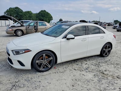 WDD3G4EB4KW****** 2019 Mercedes-Benz A-Class