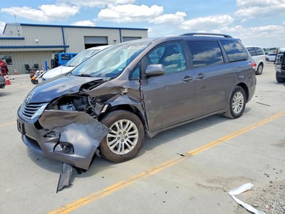 5TDYK3DC2DS****** 2013 Toyota Sienna