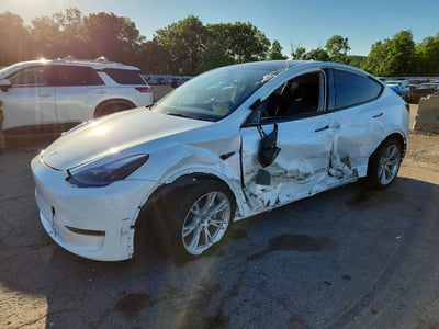 7SAYGDEE1PA****** 2023 Tesla Model Y