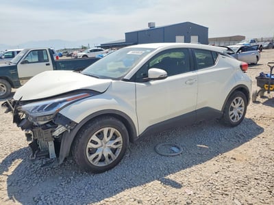 JTNKHMBX0M1****** 2021 Toyota C-HR