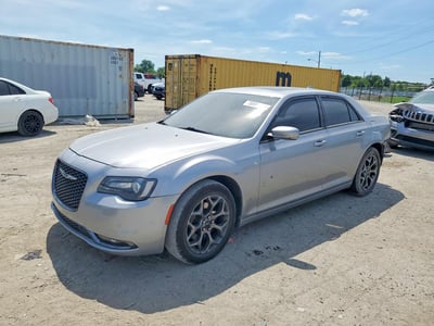 2016 Chrysler 300s