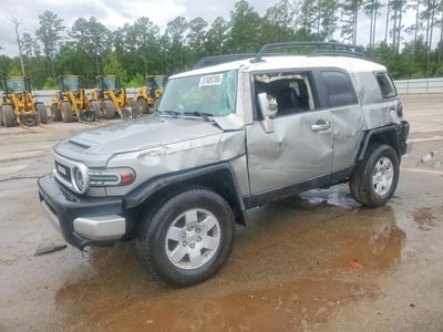 JTEBU4BF4AK****** 2010 Toyota FJ Cruiser