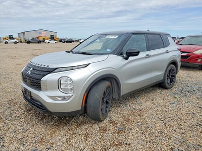 2023 Mitsubishi Outlander