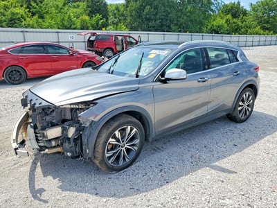 SJKCH5CRXHA****** 2017 Infiniti QX30