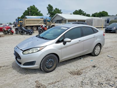 3FADP4AJ1FM****** 2015 Ford Fiesta
