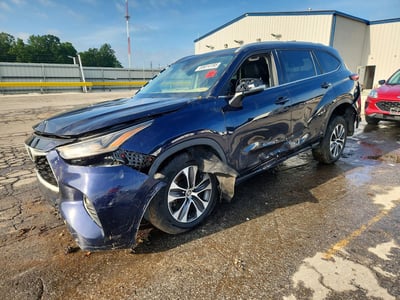 5TDHZRBHXNS****** 2022 Toyota Highlander