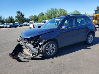 WVGBV7AX9GW****** 2016 Volkswagen Tiguan