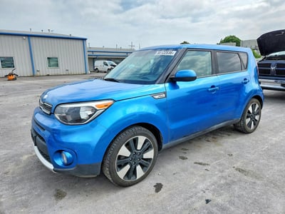KNDJP3A55J7****** 2018 Kia Soul