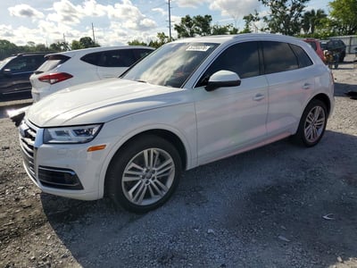 WA1CNAFY0K2****** 2019 Audi Q5