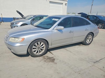 KMHFC46F67A****** 2007 Hyundai Azera