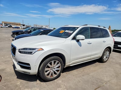 YV4A22PKXJ1****** 2018 Volvo XC90