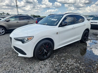 ZASPAJAN7L7****** 2020 Alfa Romeo Stelvio
