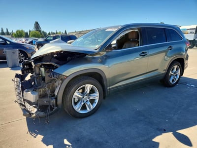 5TDDZRFH0HS****** 2017 Toyota Highlander