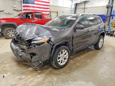 1C4PJMCSXHW****** 2017 Jeep Cherokee