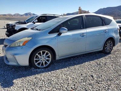JTDZN3EU7E3****** 2014 Toyota Prius V