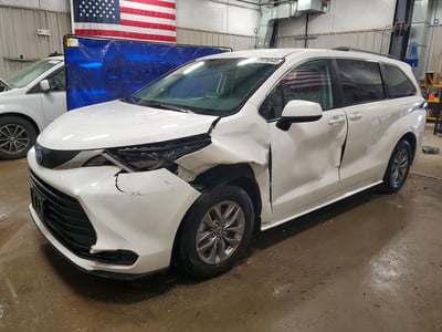 5TDKRKEC0RS****** 2024 Toyota Sienna Hybrid