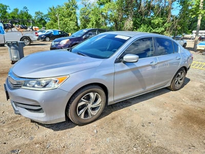 1HGCR2F30GA****** 2016 Honda Accord