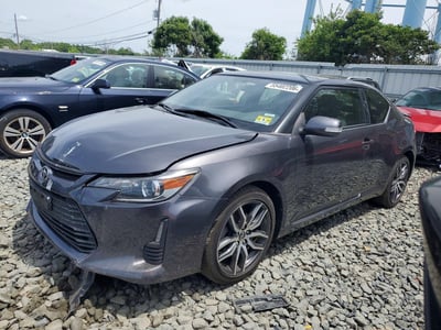JTKJF5C77FJ****** 2015 Scion TC