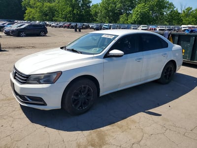 1VWAA7A30JC****** 2018 Volkswagen Passat