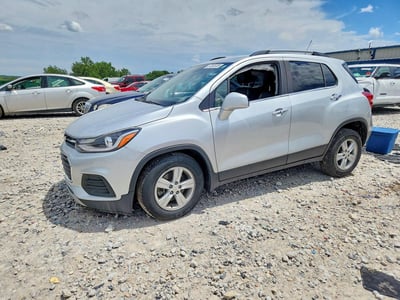 3GNCJLSB0HL****** 2017 Chevrolet Trax