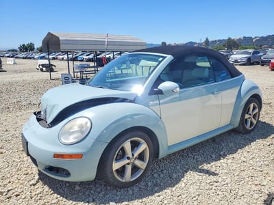 3VWRG3AL2AM****** 2010 Volkswagen Beetle