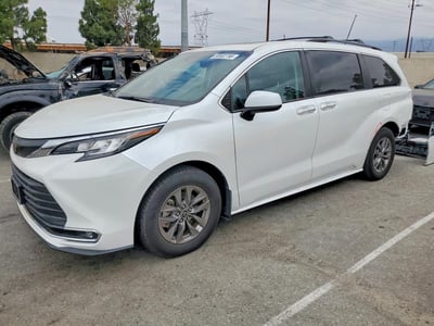 2023 Toyota Sienna